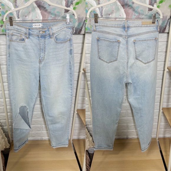 Cello Light Wash High Rise Mom Jeans Size 9 - Picture 2 of 3
